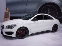 Mercedes-Benz CLA45 AMG New York (2013) - picture 6 of 8