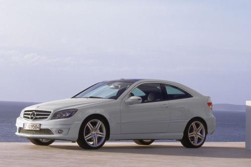 Mercedes-Benz CLC Class (2009) - picture 8 of 12