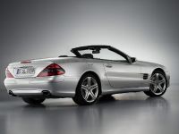 Mercedes-Benz CLK Sport Edition (2007) - picture 4 of 6