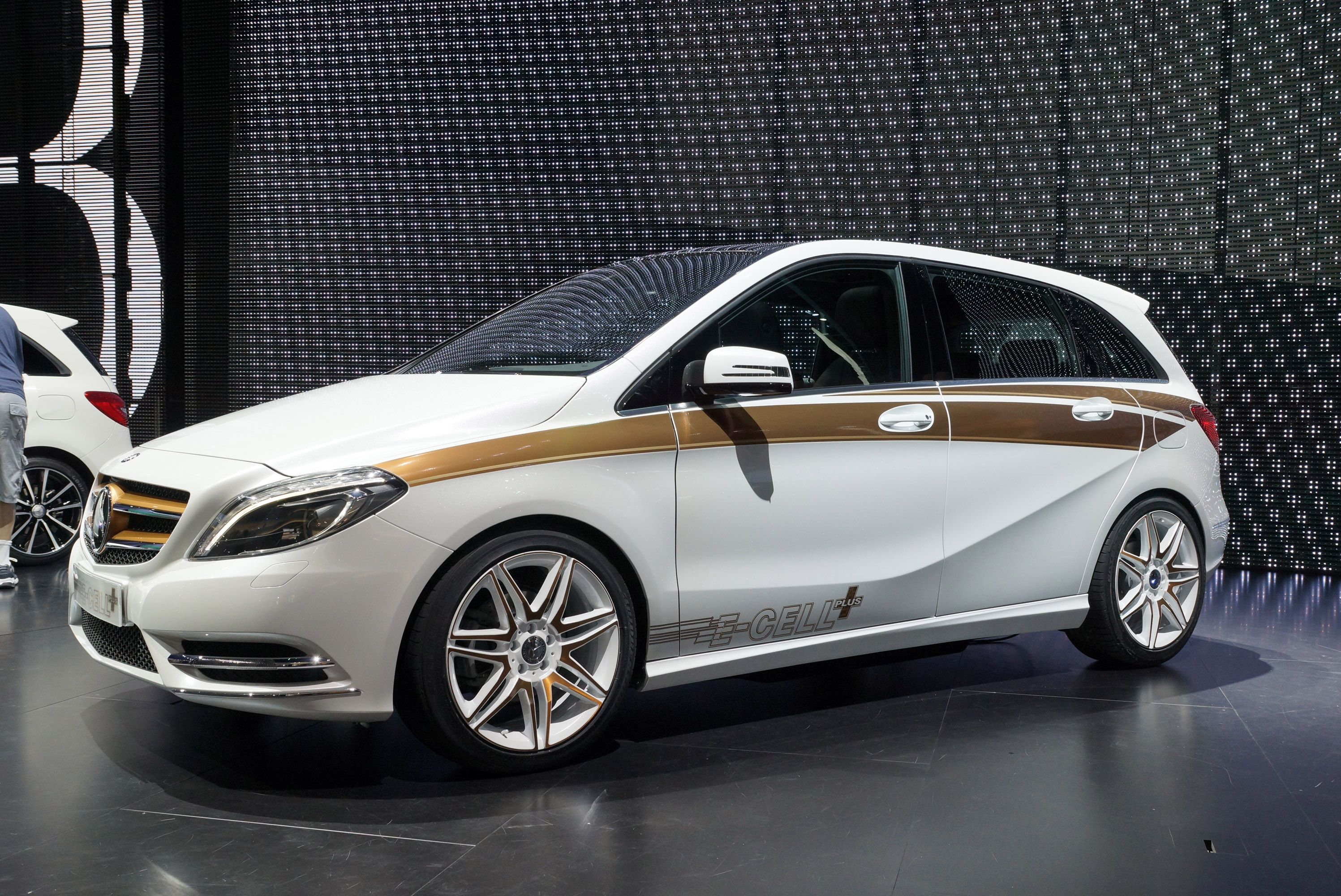 Mercedes-Benz Concept B-Class E-CELL PLUS Frankfurt