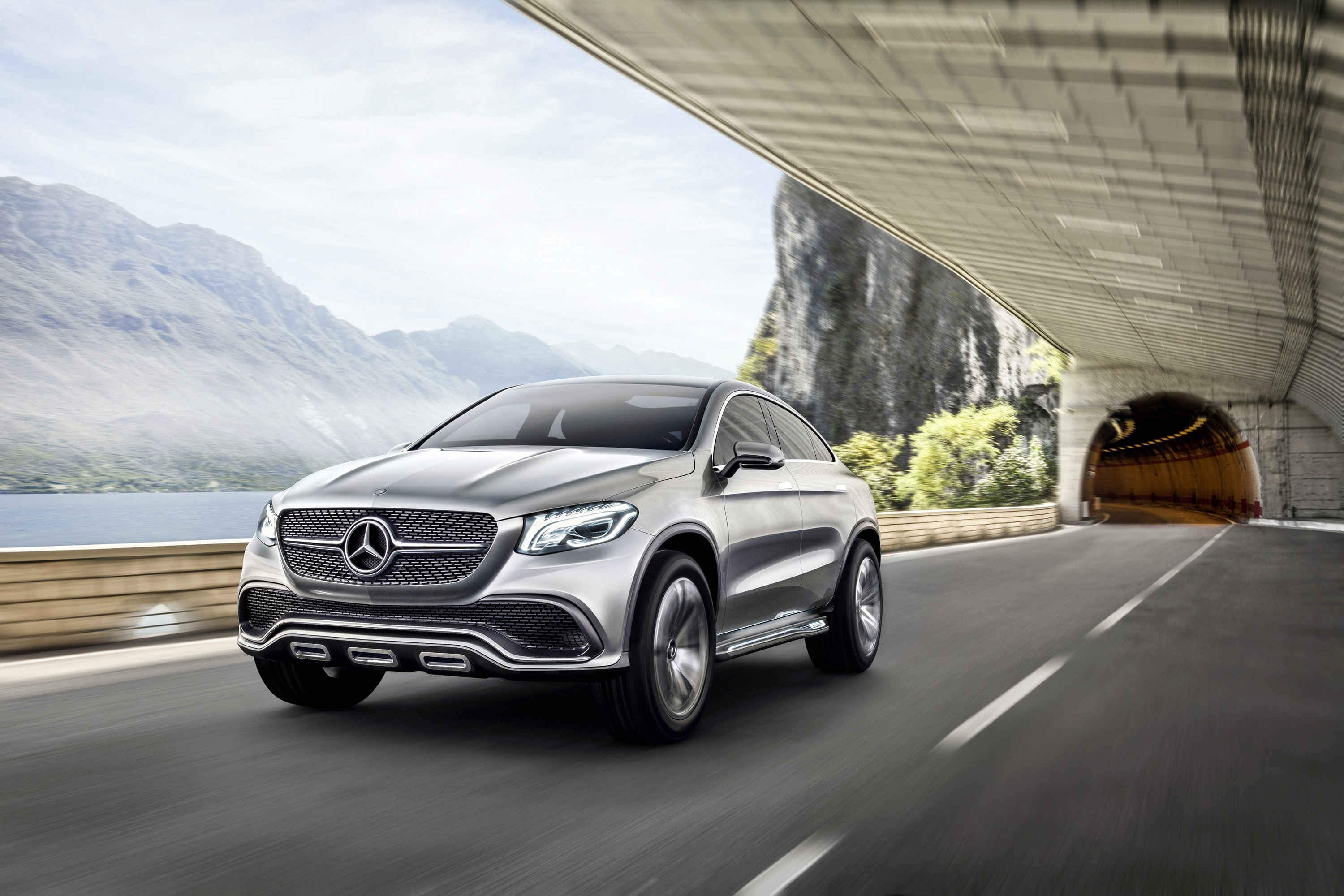 Mercedes-Benz Concept Coupe SUV