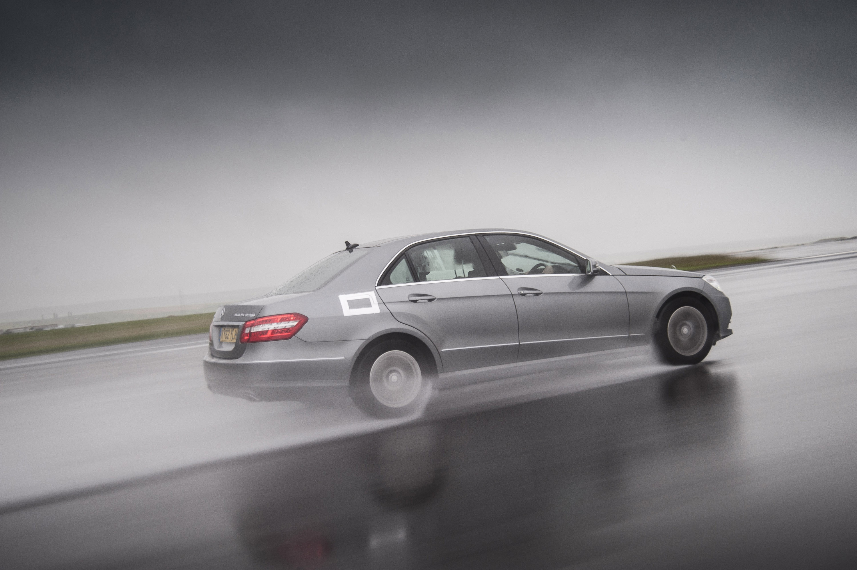 Mercedes-Benz E 300 BlueTEC Hybrid Challenge