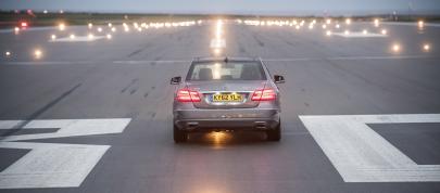 Mercedes-Benz E 300 BlueTEC Hybrid Challenge (2012) - picture 7 of 9