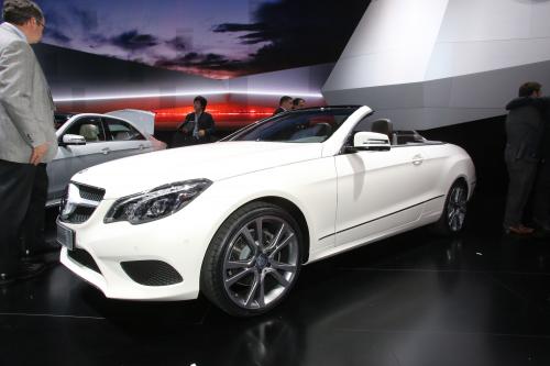 Mercedes-Benz E-Class Cabriolet Detroit (2013) - picture 1 of 5