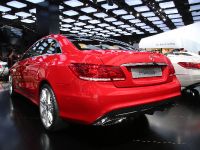 Mercedes-Benz E-Class Coupe Detroit (2013) - picture 3 of 4