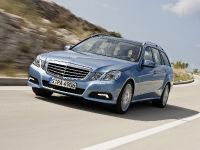 Mercedes-Benz E-Class Estate (2010) - picture 4 of 49