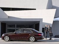 Mercedes-Benz E-Class (2010) - picture 11 of 36
