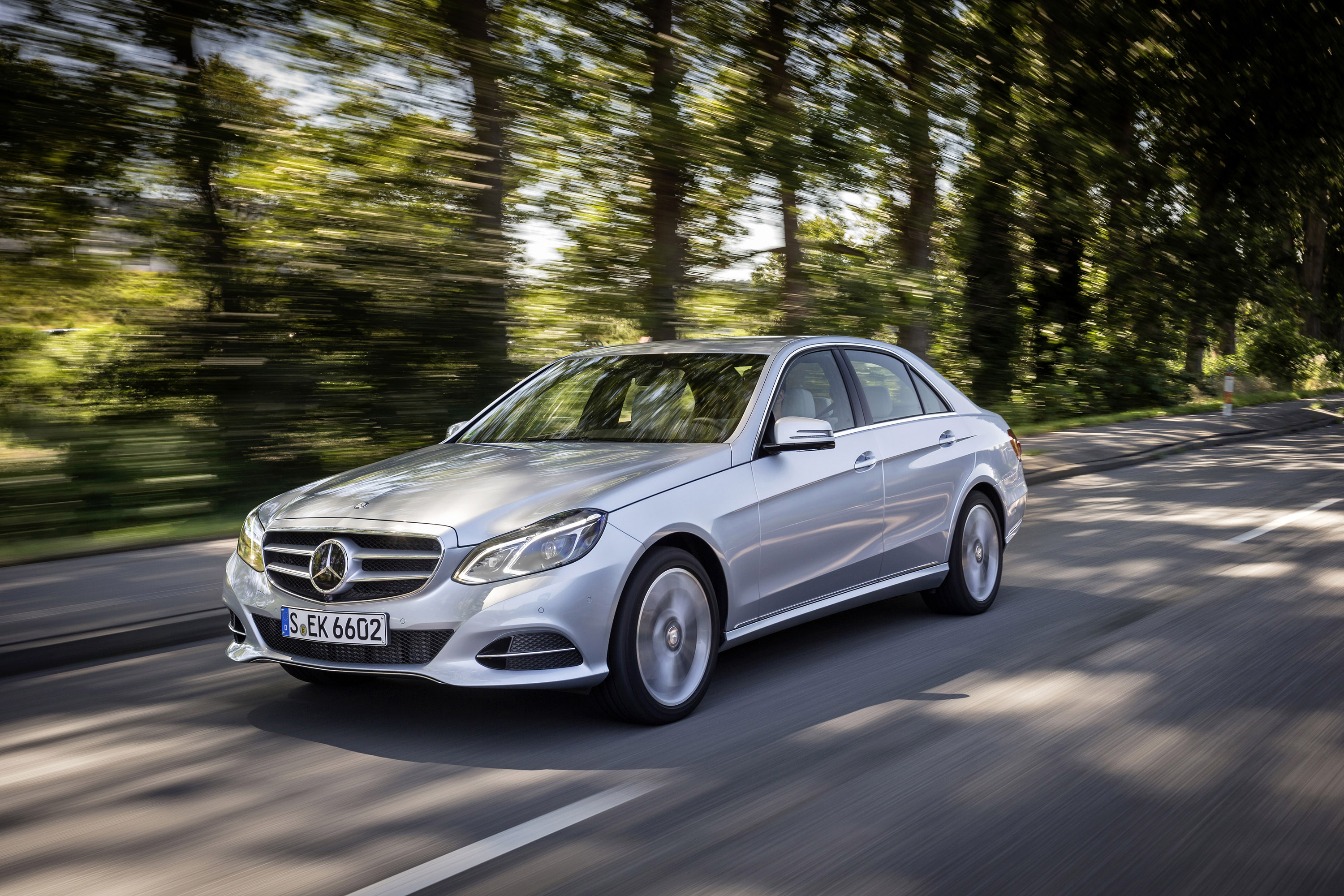 Mercedes-Benz E220 BlueTEC BlueEFFICIENCY Edition