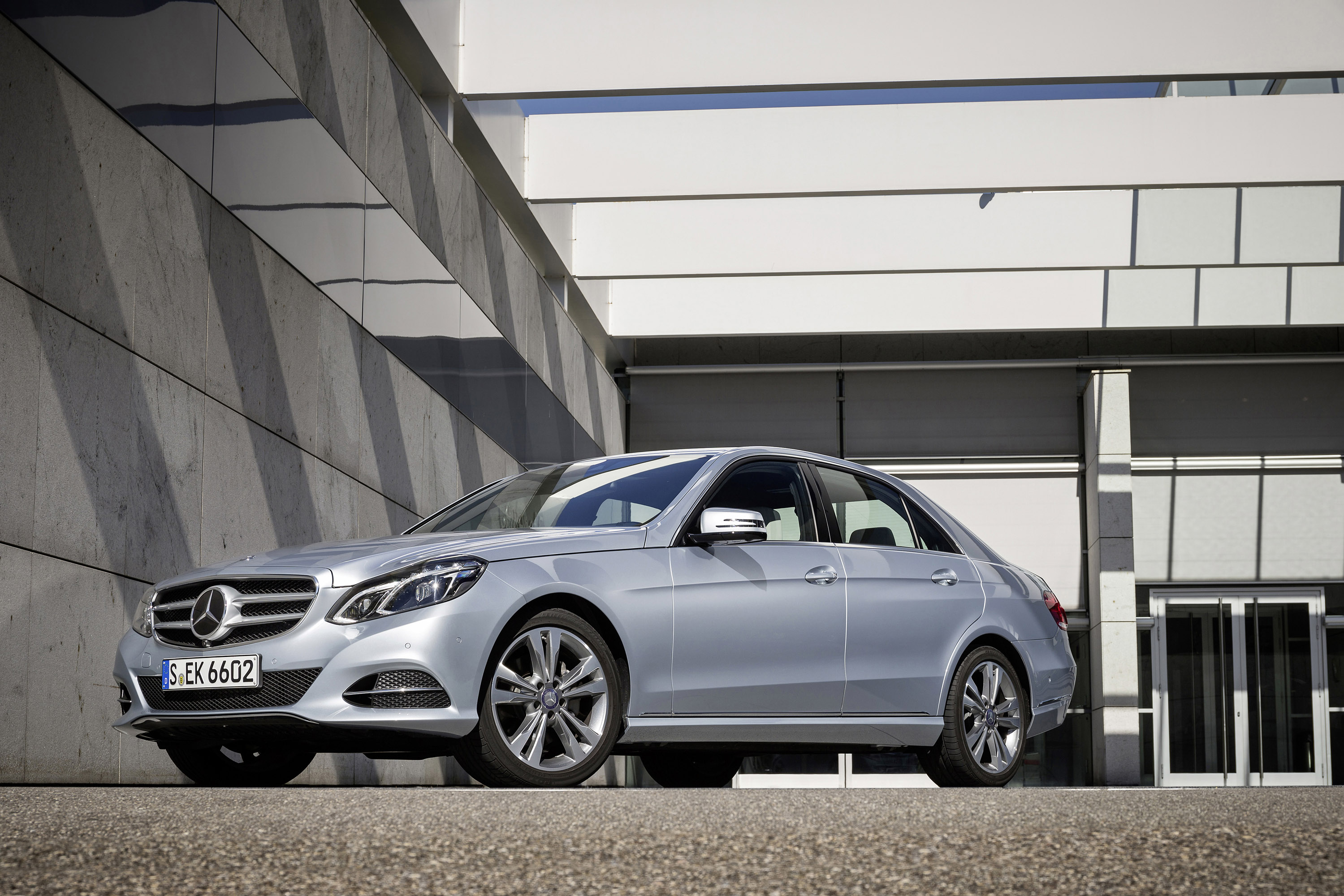 Mercedes-Benz E220 BlueTEC BlueEFFICIENCY Edition