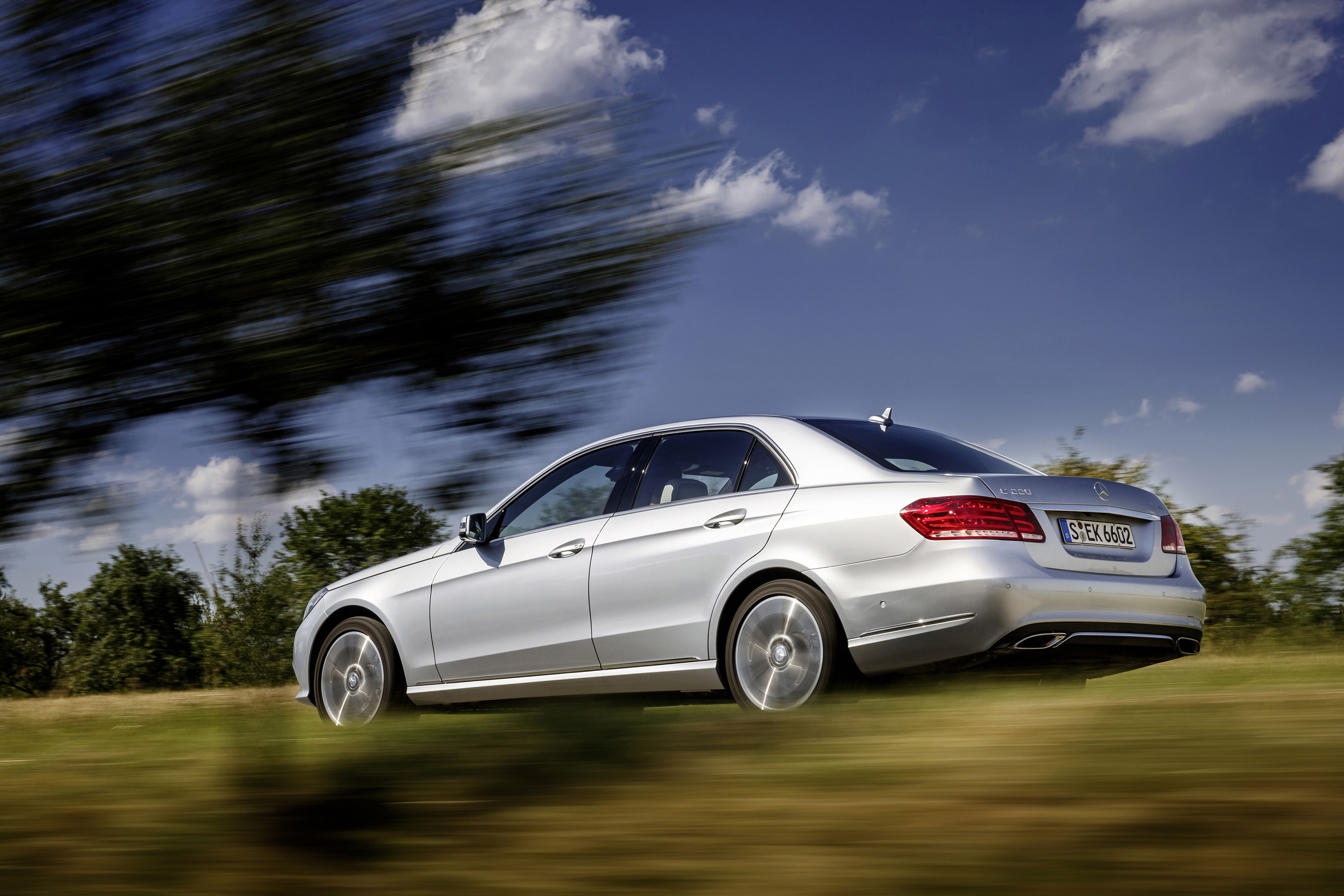 Mercedes-Benz E220 BlueTEC BlueEFFICIENCY Edition