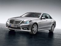 Mercedes-Benz E500 AVANTGARDE AMG (2010) - picture 2 of 6