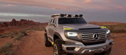 Mercedes-Benz Ener-G-Force Concept (2012) - picture 7 of 18
