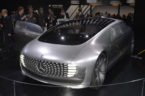 Mercedes-Benz F 015 Luxury in Motion Detroit (2015) - picture 1 of 6