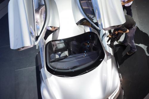 Mercedes-Benz F 125 research vehicle Frankfurt (2011) - picture 8 of 8