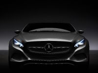 Mercedes-Benz F 800 Style (2010) - picture 6 of 22