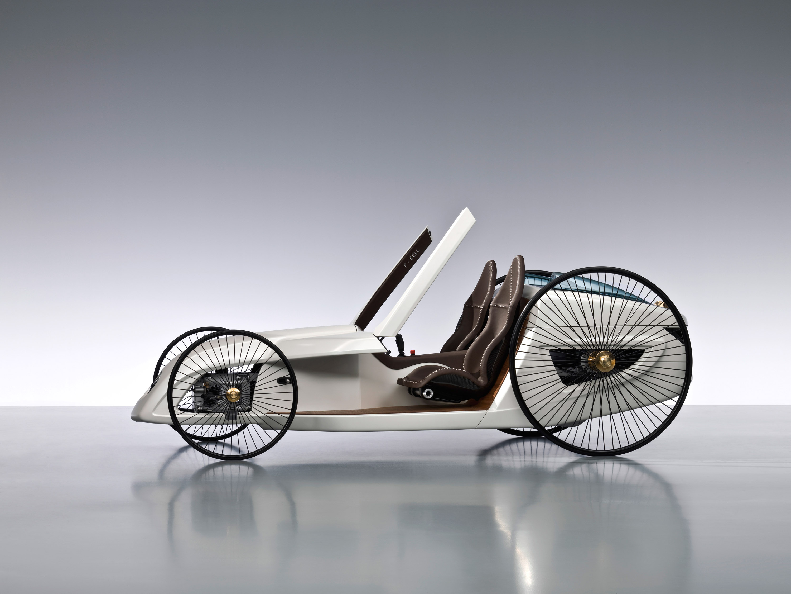 Mercedes-Benz F-CELL Roadster