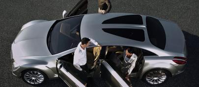 Mercedes-Benz F700 (2007) - picture 4 of 5