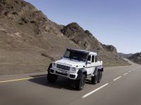 Mercedes-Benz G 63 AMG 6x6 Near-Series Show Vehicle (2013) - picture 6 of 17