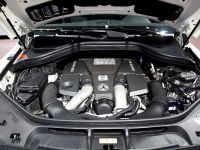 Mercedes-Benz GL 63 AMG Moscow (2012) - picture 6 of 8