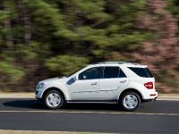 Mercedes-Benz ML 320 BlueTEC (2009) - picture 6 of 21