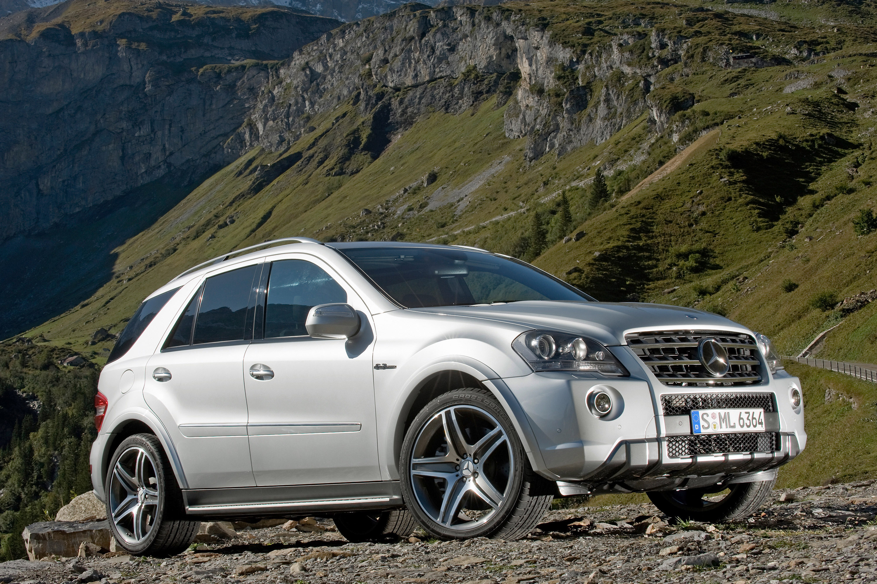 Mercedes-Benz ML 63 AMG 10th Anniversary