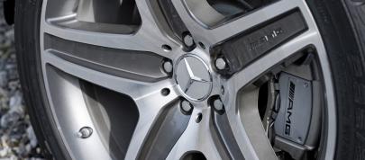 Mercedes-Benz ML 63 AMG 10th Anniversary (2009) - picture 15 of 20