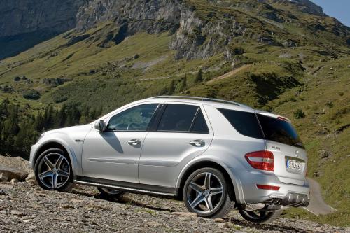 Mercedes-Benz ML 63 AMG 10th Anniversary (2009) - picture 8 of 20
