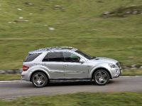 Mercedes-Benz ML 63 AMG 10th Anniversary (2009) - picture 8 of 20