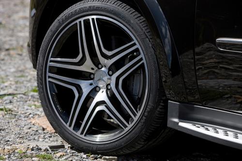 Mercedes-Benz ML 63 AMG Performance Studio (2009) - picture 9 of 20