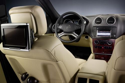 Mercedes-Benz ML Class (2009) - picture 9 of 9