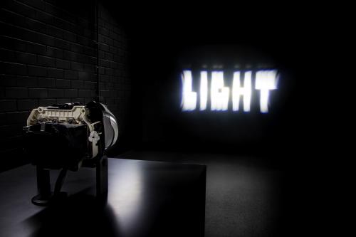 Mercedes-Benz MULTIBEAM LED headlamps (2014) - picture 1 of 13