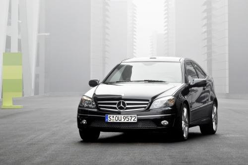 Mercedes-Benz CLC Sports Coupe (2009) - picture 1 of 7