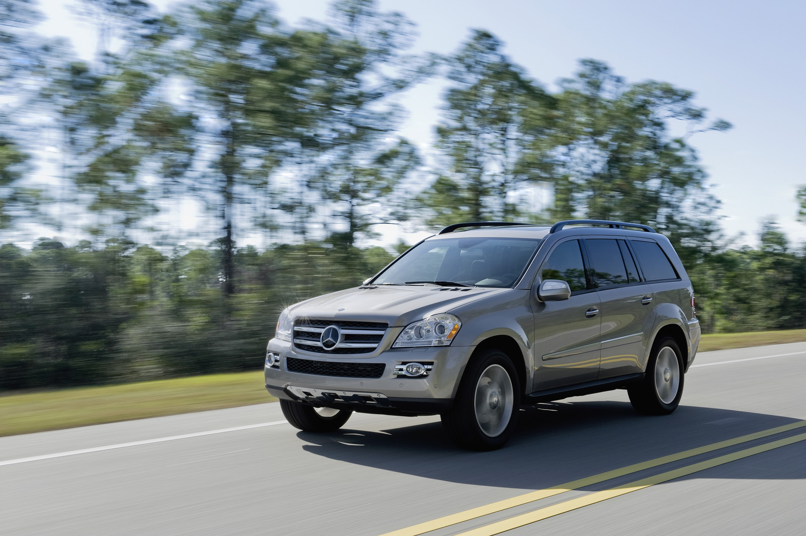 Mercedes-Benz R, ML, and GL 320 BlueTEC