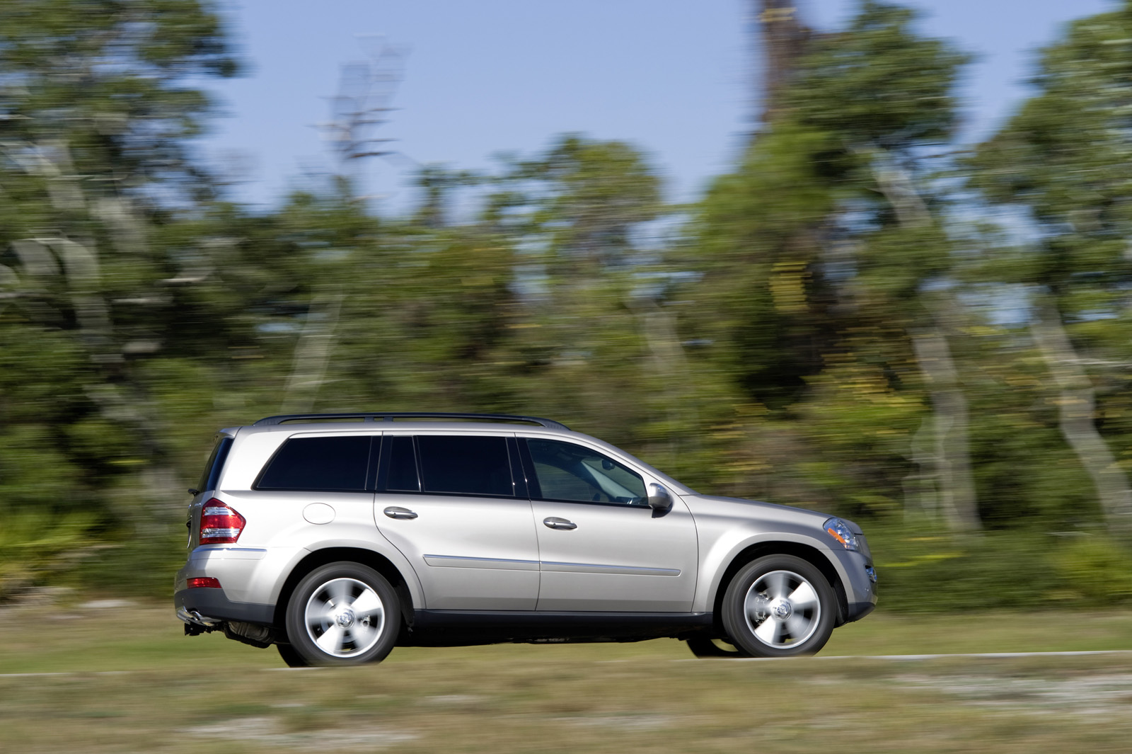 Mercedes-Benz R, ML, and GL 320 BlueTEC