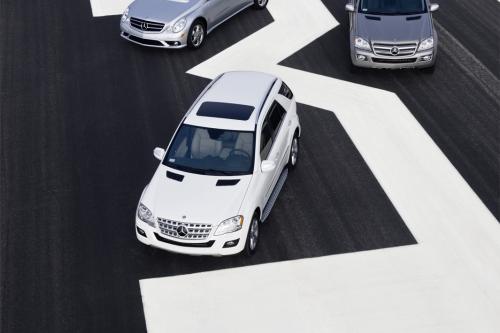 Mercedes-Benz R, ML, and GL 320 BlueTEC (2007) - picture 1 of 20