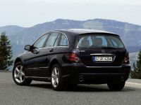 Mercedes-Benz R-Class (2008) - picture 4 of 5