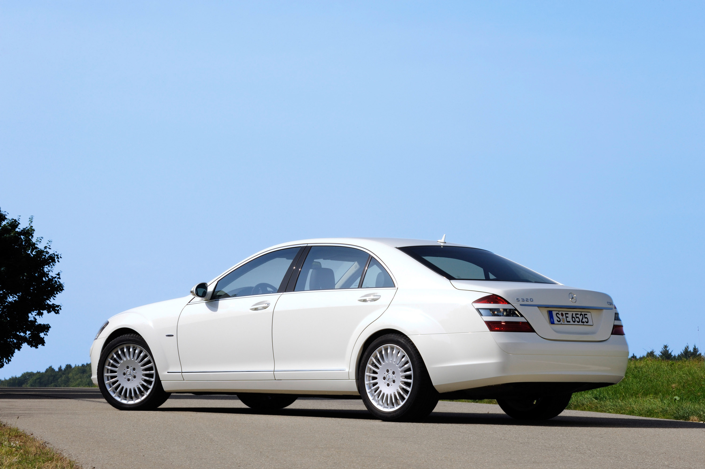 Mercedes-Benz S 320 CDI BlueEFFICIENCY