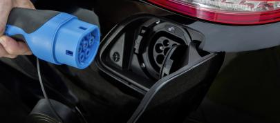 Mercedes-Benz S 500 Plug-In Hybrid (2013) - picture 7 of 7