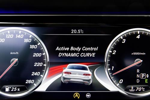 Mercedes-Benz S-Class Coupe Curve Control System (2014) - picture 1 of 3