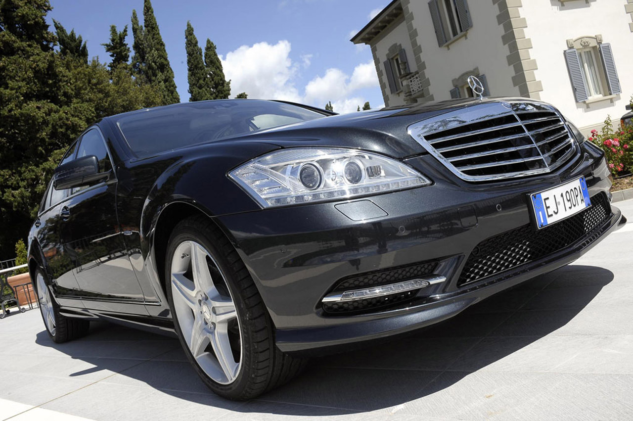 Mercedes-Benz S-Class Grand Edition W221