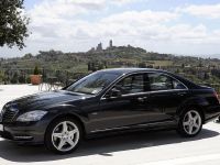 Mercedes-Benz S-Class Grand Edition W221 (2012) - picture 1 of 21