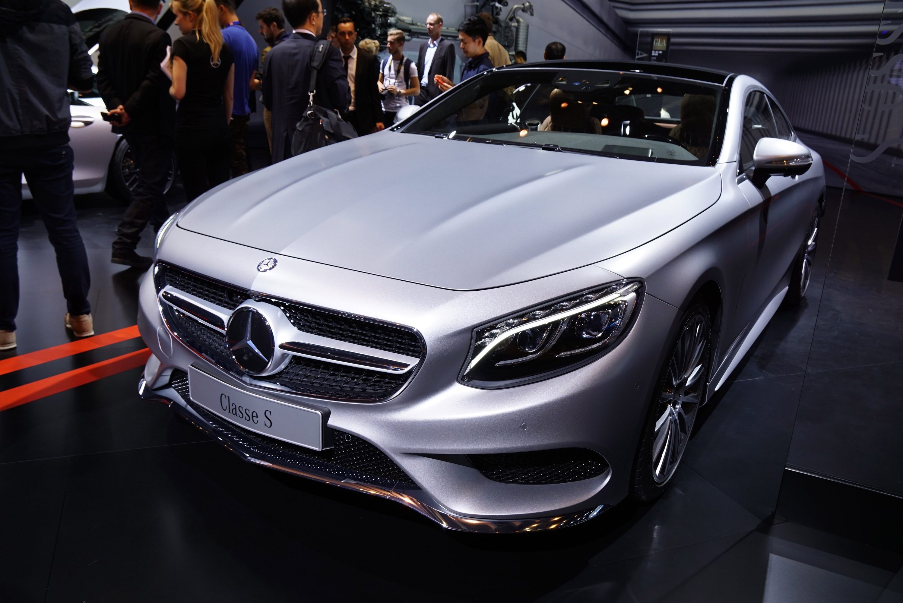 Mercedes-Benz S-Class Paris