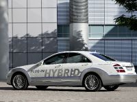 Mercedes-Benz S500 Plug-in HYBRID (2009) - picture 1 of 5