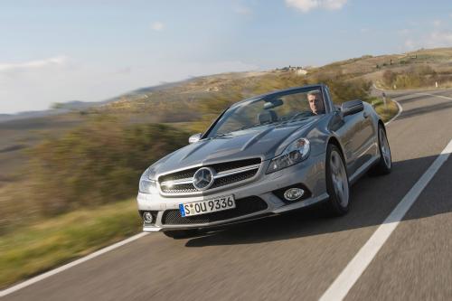 Mercedes-Benz SL 350 (2007) - picture 8 of 16