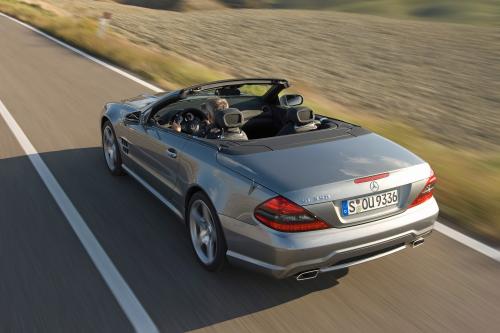 Mercedes-Benz SL 350 (2007) - picture 9 of 16