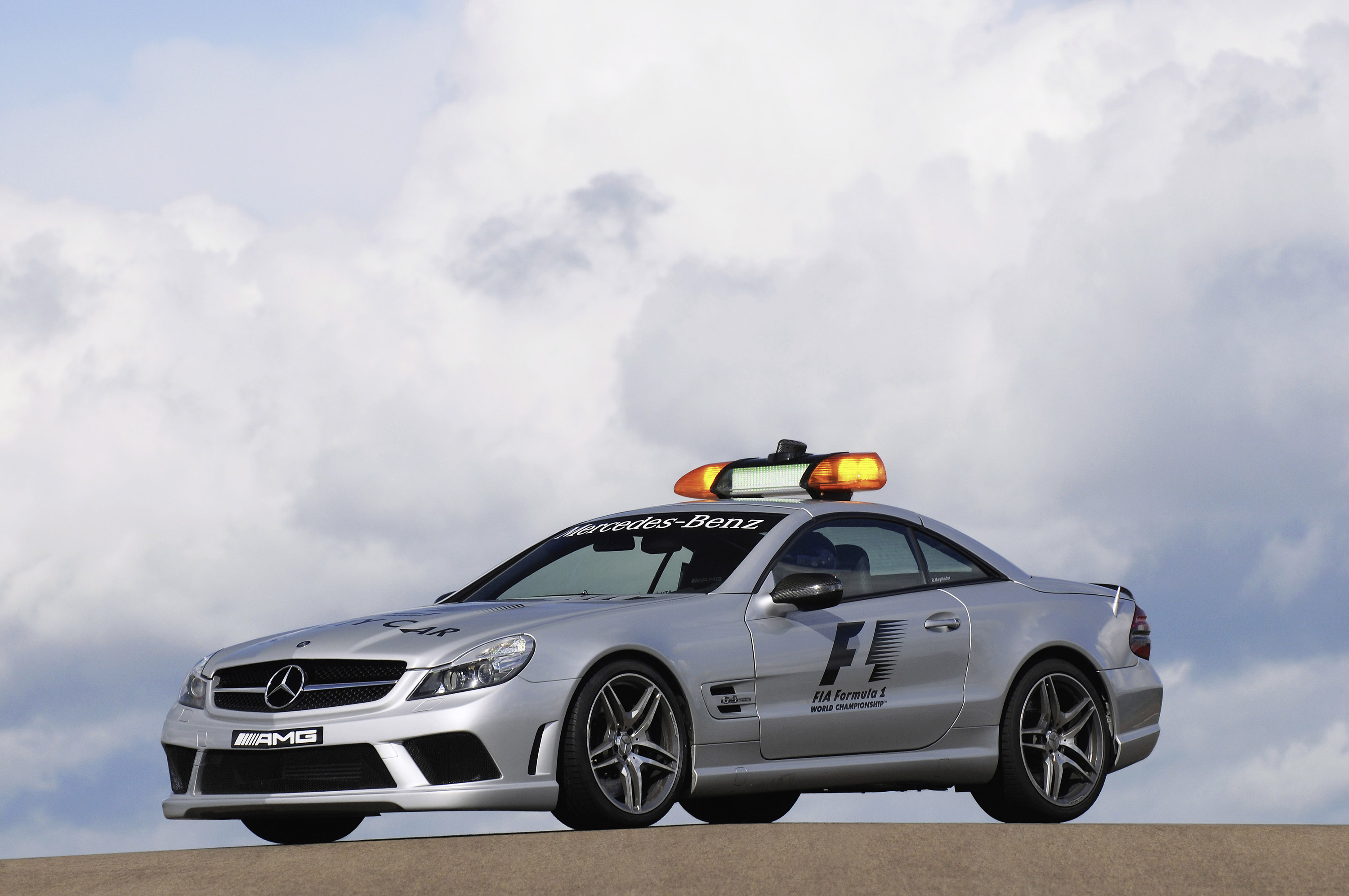 Mercedes-Benz SL 63 AMG Safety Car