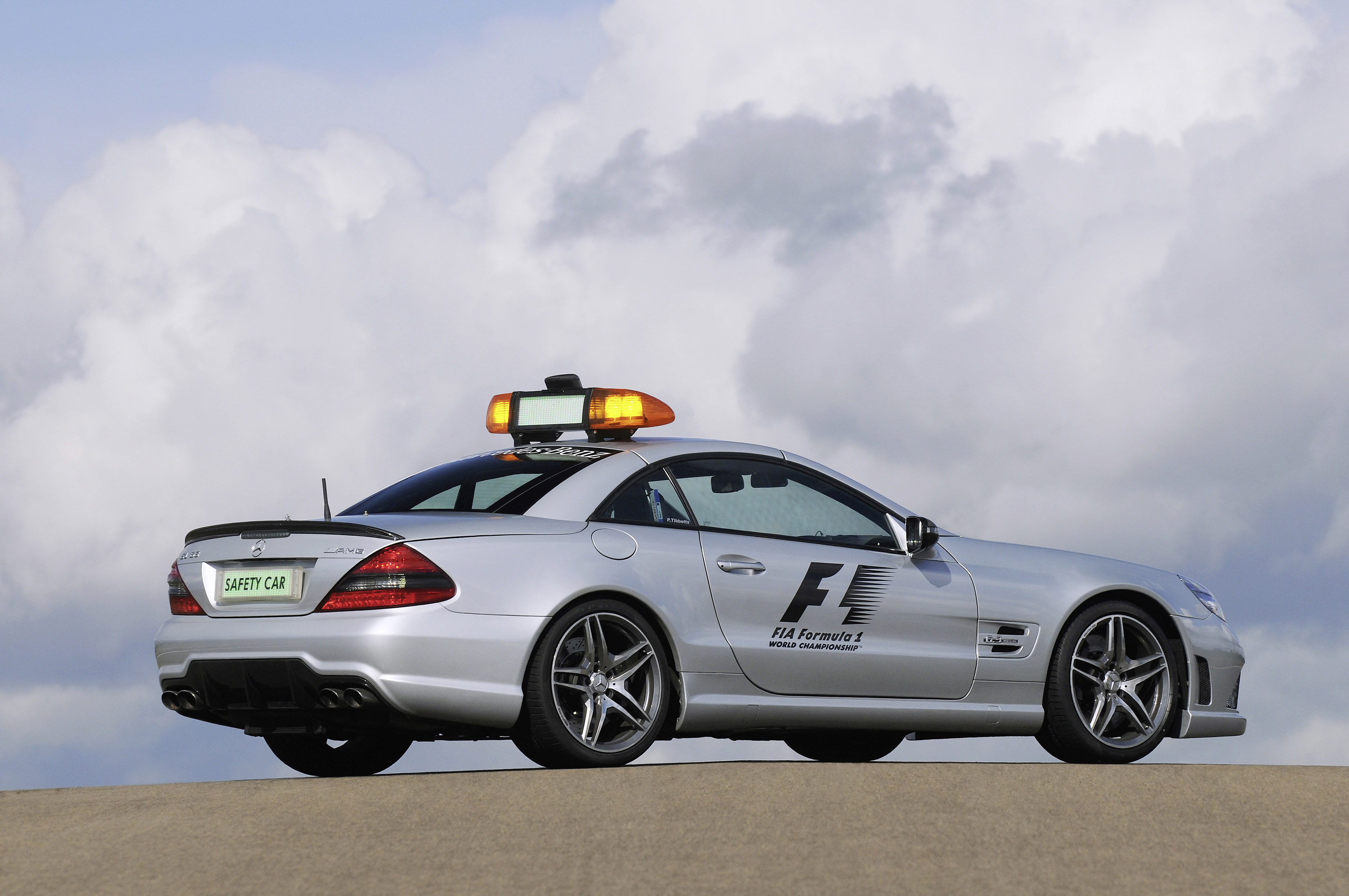 Mercedes-Benz SL 63 AMG Safety Car