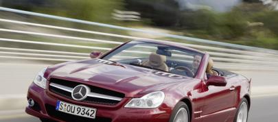Mercedes-Benz SL Class (2009) - picture 4 of 8