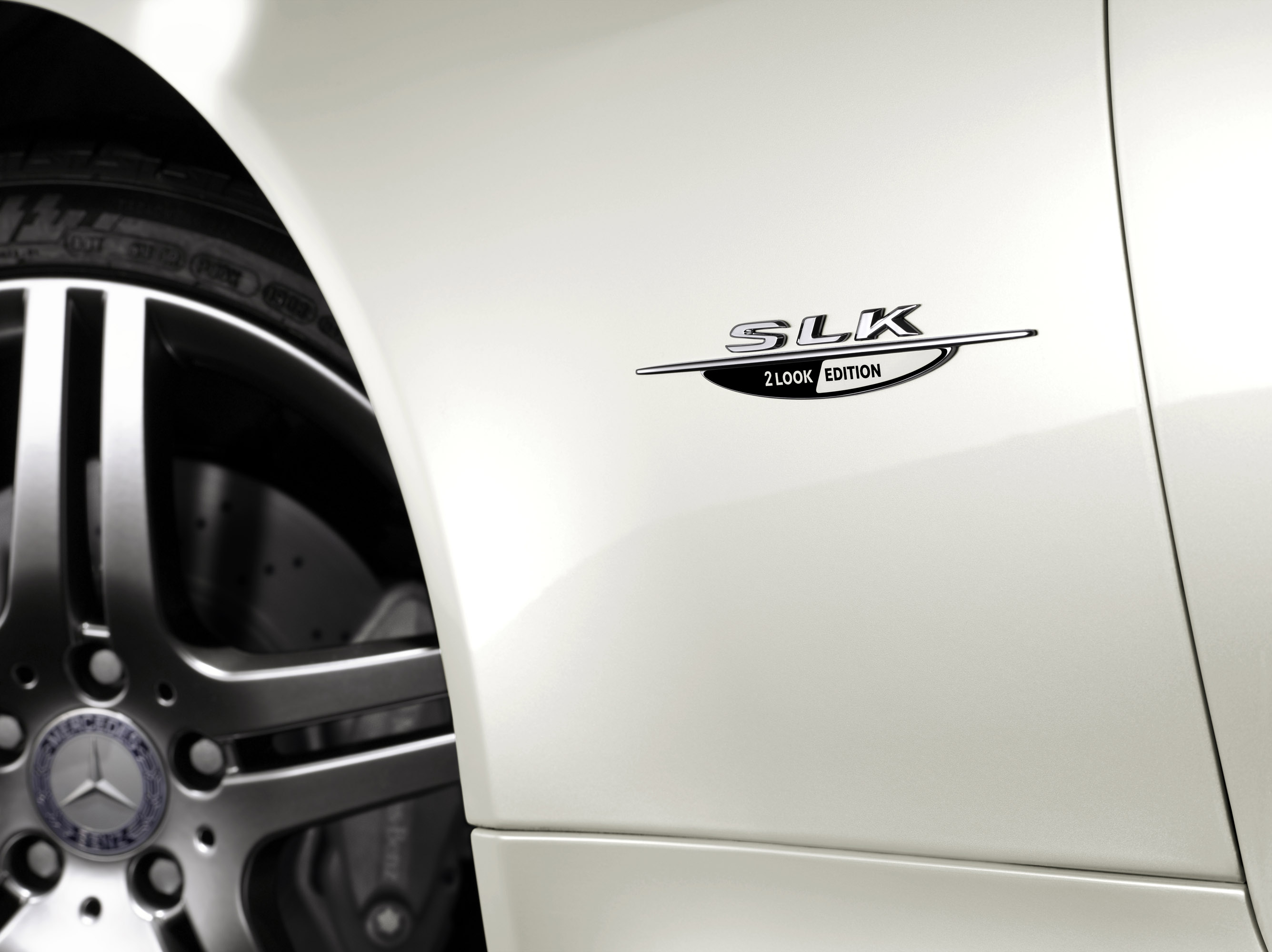 Mercedes-Benz SLK 2LOOK Edition