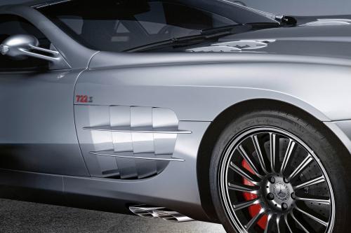 Mercedes-Benz SLR McLaren Roadster 722 S (2009) - picture 1 of 7